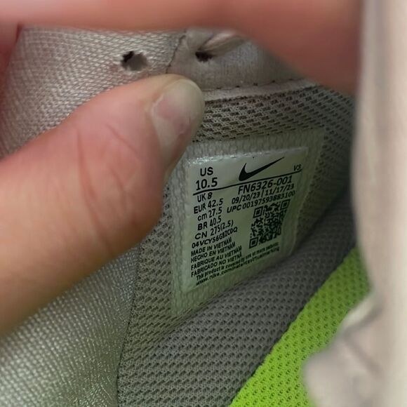 Nike Air Force 1 Low 07 Platinum Violet/Light Bone US Women 10.5/UK8(FN6326-001) - Picture 11 of 11